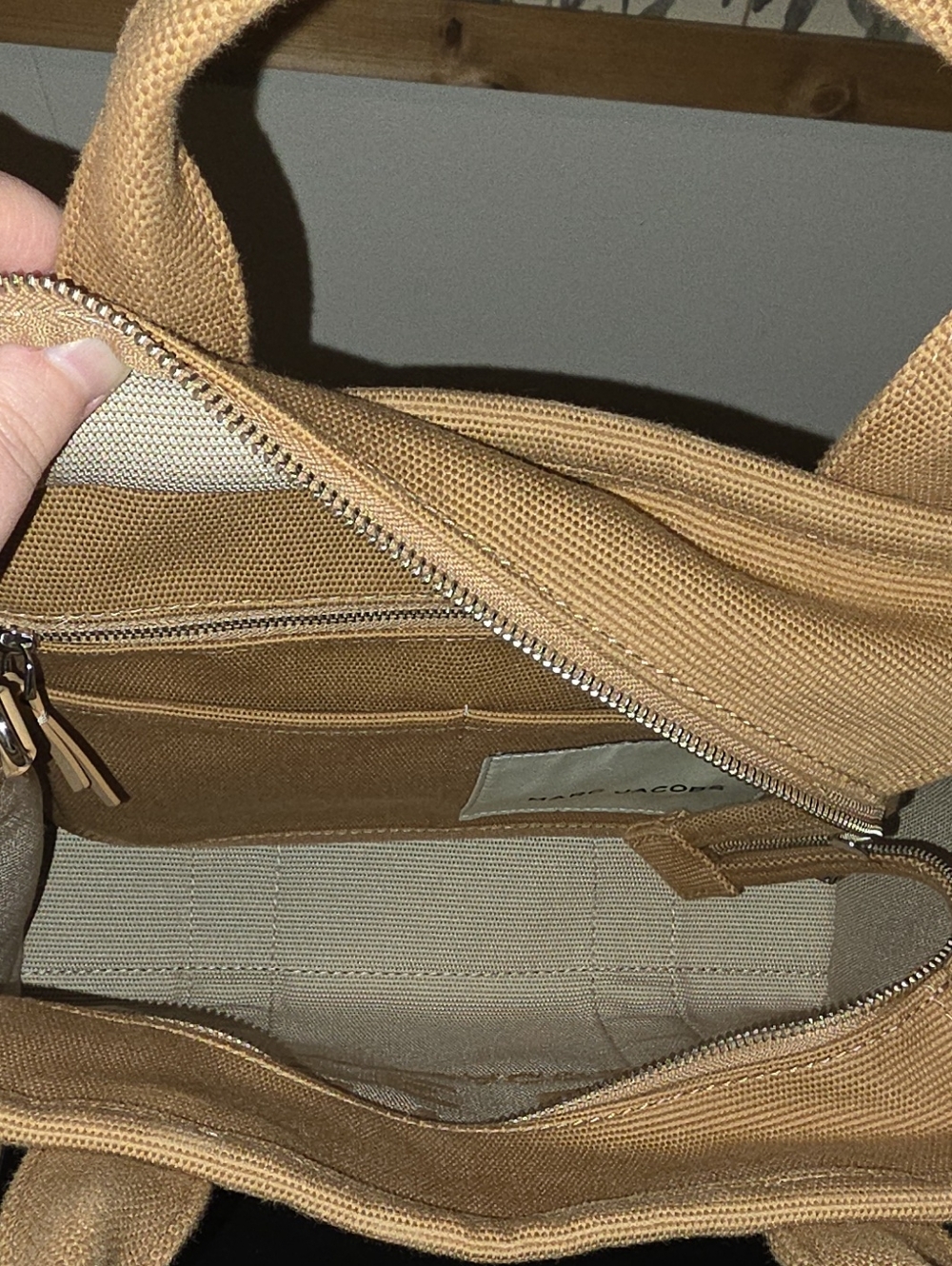 Marc Jacobs Medium Jacquard The Tote Bag - Picture 4 of 4